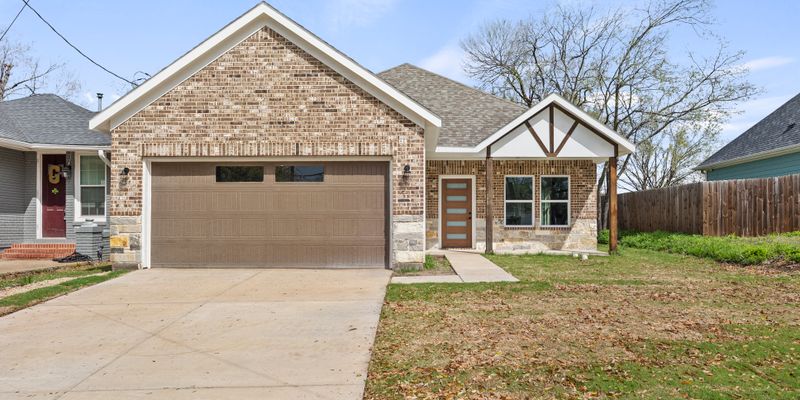 Greenville House: 3508 Washington St