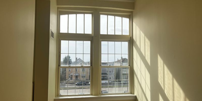 Fall River Apartment: 56 St Joseph St