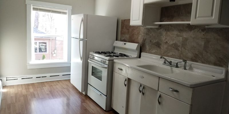 Winona Lake Apartment: 110 North Union Drive