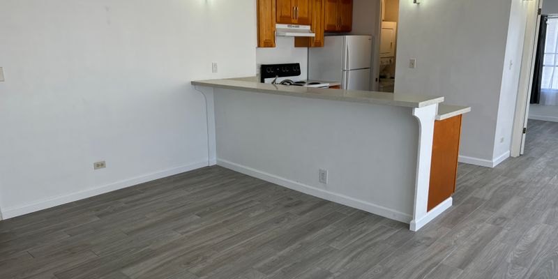 Honolulu Apartment: 2525 Date St