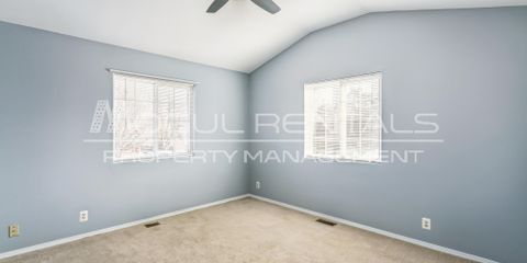 9411 E Carson St-9-2.jpeg