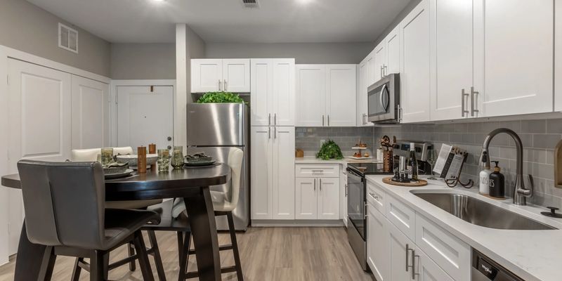 Spring Apartment: 21477 Holzwarth Rd