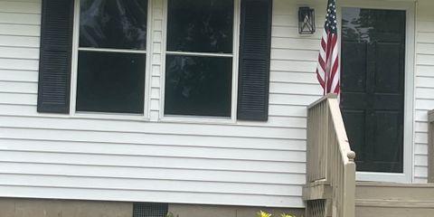 206 D Carlton  front close up.jpg