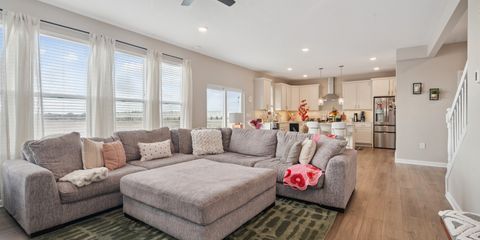 09-122 1275 Pricilla CT.jpg