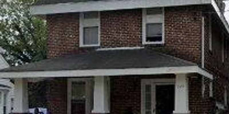 Norfolk House: 629 W 36th St