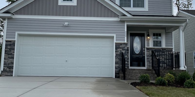 Midlothian House: 4944 Bailey Woods Ln