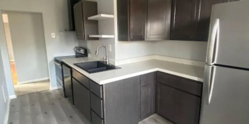 St. Louis Apartment: 3733-35 Meramec Street