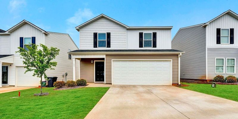 Greenville House: 11 Carters Grn Dr