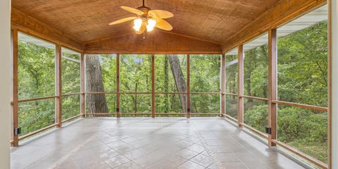 23-167 306 Virginia St.jpg