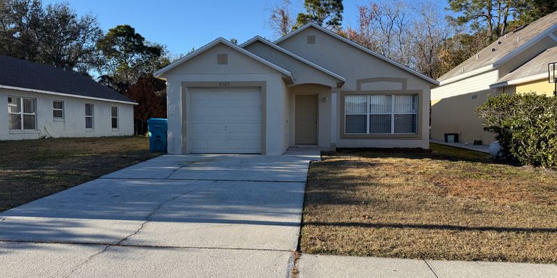 Orlando House: 4989 Vista Lago Dr