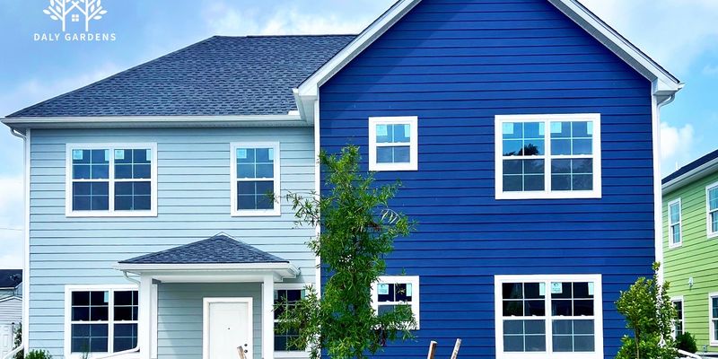 Easton Apartment: 47 Clay St