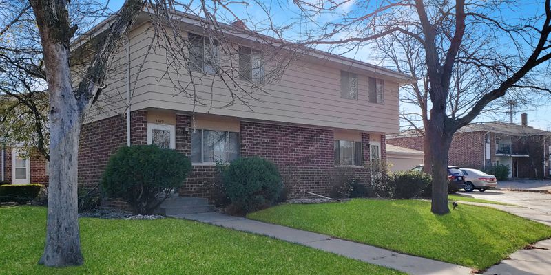 Kenosha Townhome: 1509 17th St