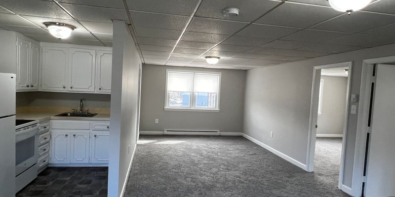 Andover Apartment: 180 Andover St