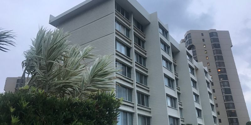 Honolulu House: 5122 Likini St Apt 602