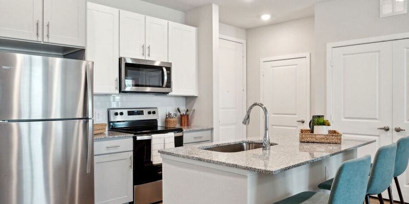 Katy Apartment: 24508 Clay Rd