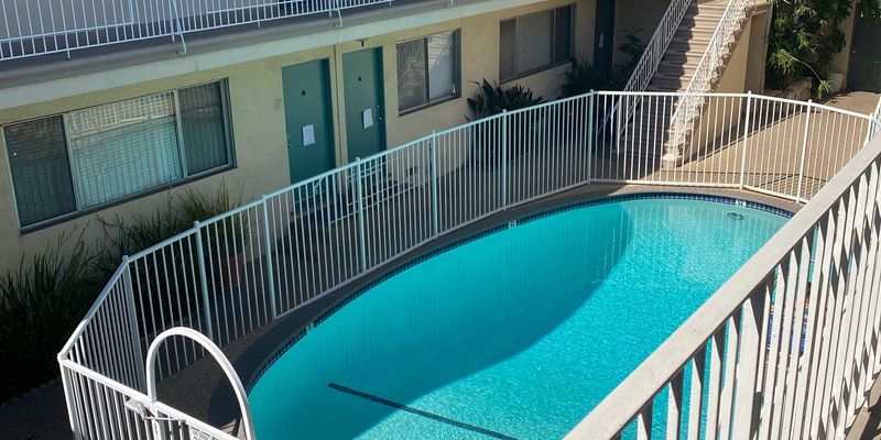 Los Angeles Apartment: 1507 Federal Ave