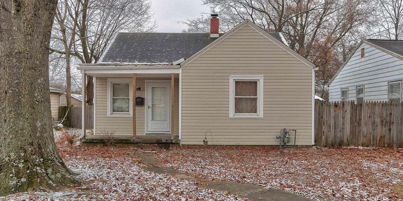 Evansville House: 1605 Ravenswood Dr