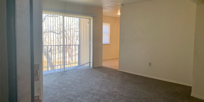 Tulsa Apartment: 4811 S Jackson Ave
