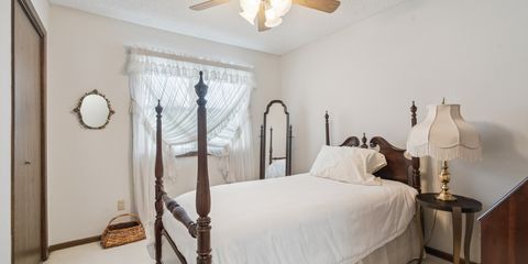 19-152 1245 Michelle CT.jpg