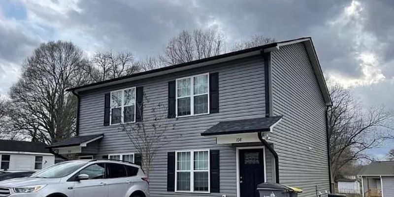 Kannapolis Townhome: 200 Franklin Ave