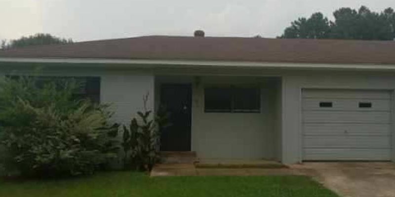 Winfield Apartment: 119 Shades Ave