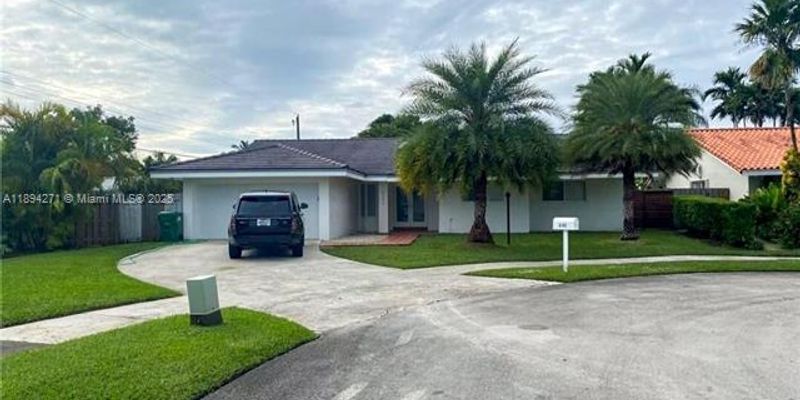Miami House: 8192 SW 90th Ave