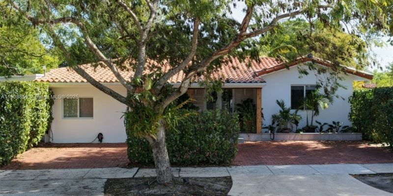 West Miami House: 1345 SW 60th Ct