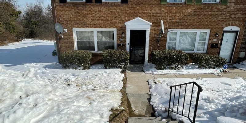 Milford Mill House: 2621 Hallam Ct