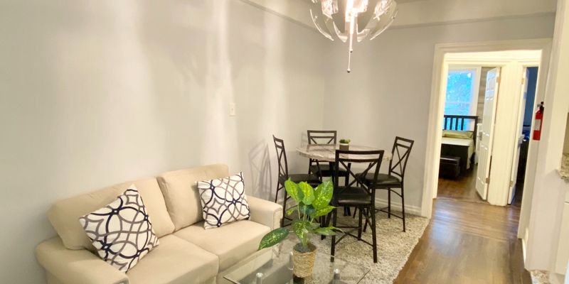 Bronx Apartment: 540 Commonwealth avr