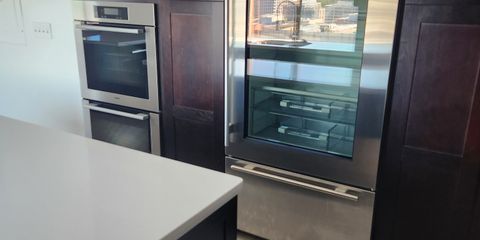 kitchen fridge oven.jpg