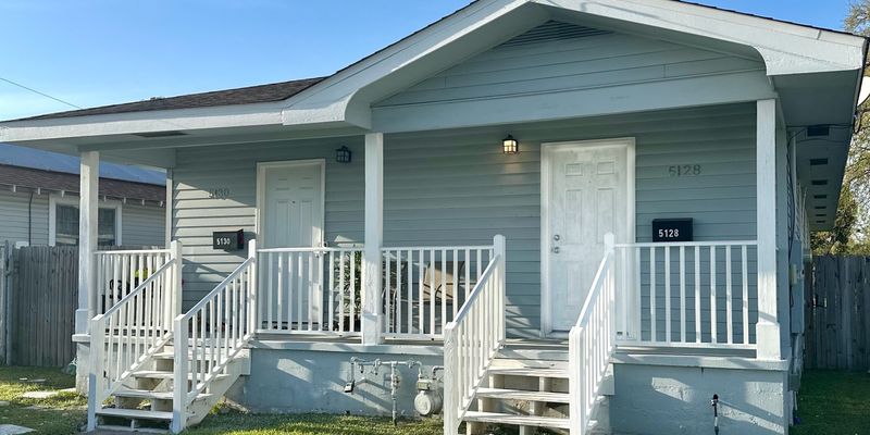Marrero House: 5128 Oak Dr