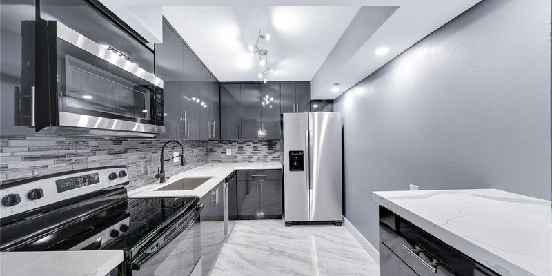 Pembroke Pines Condo: 1100 St Charles Pl