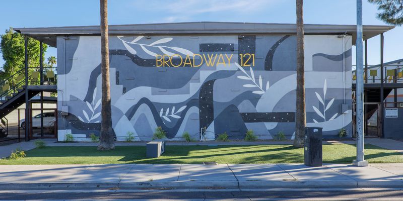 Tempe Apartment: 123 E Broadway Rd