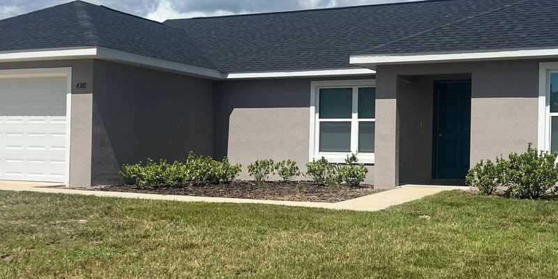 Ocala House: 4381 SW 159th St Rd