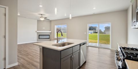 11-131_2242 Eversull Ln.jpg