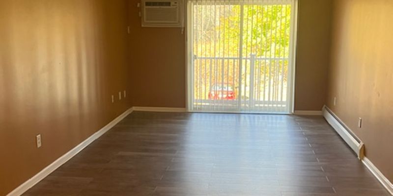 Billerica House: 10 Kenmar Dr