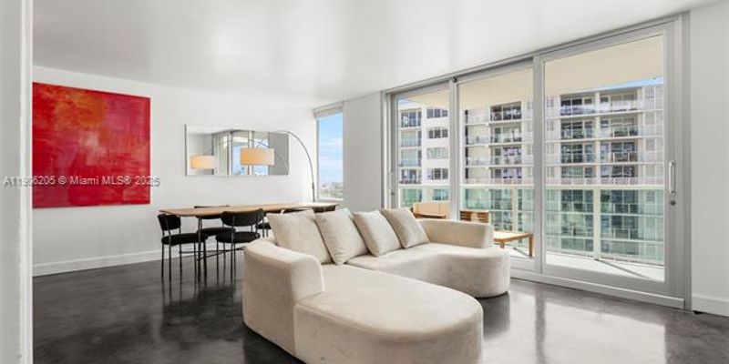 Miami Beach Condo: 1000 West Ave