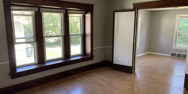 Akron Apartment: 549 Brown St