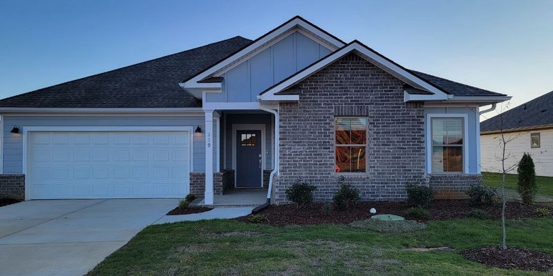 Huntsville House: 119 STOCKHOLM Ln