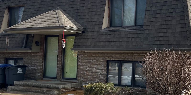 Council Bluffs House: 613 N 40th St