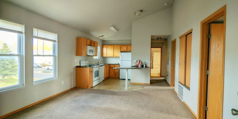 Laramie Apartment: 429 Mitchell Str I2