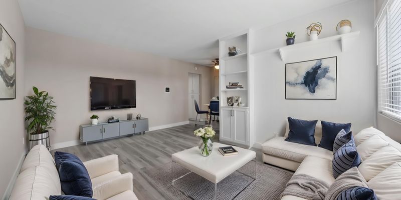 San Diego Apartment: 4488 37th Street