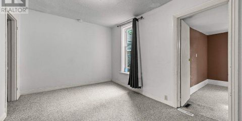 x13667064_23 2Barrie.jpg