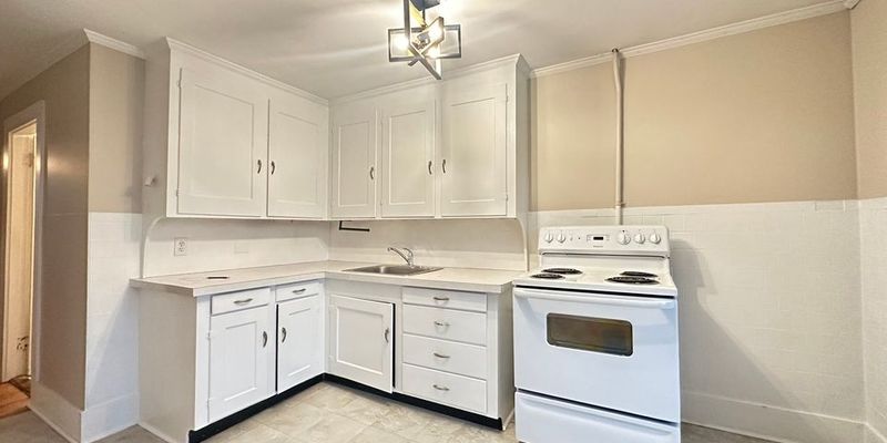 Rochester House: Hanson St