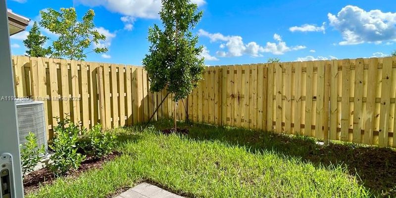 Homestead House: 2751 SE 26th Rd