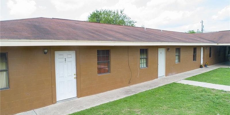 Palmhurst Apartment: 301 Elida St