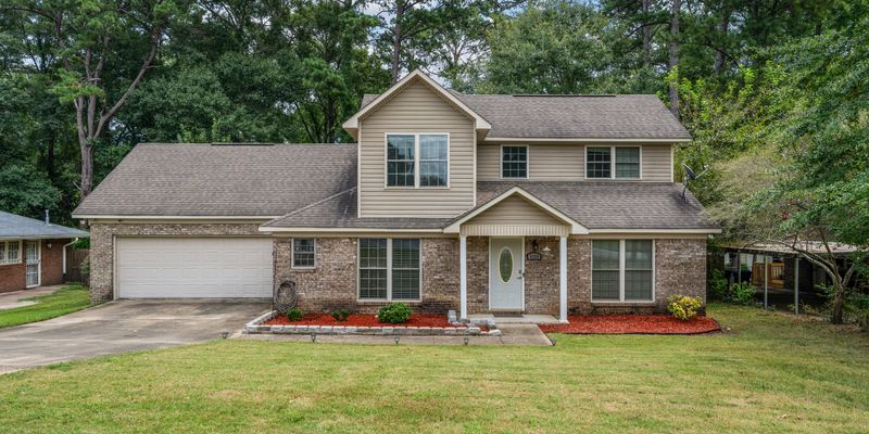 Columbus House: 6204 Perry Ave