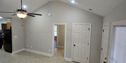 Photo 2.jpg