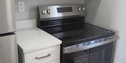 Kitchen 1.JPG