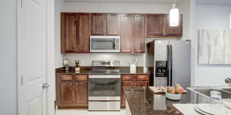 Houston Apartment: 4999 Post Oak Timber Dr